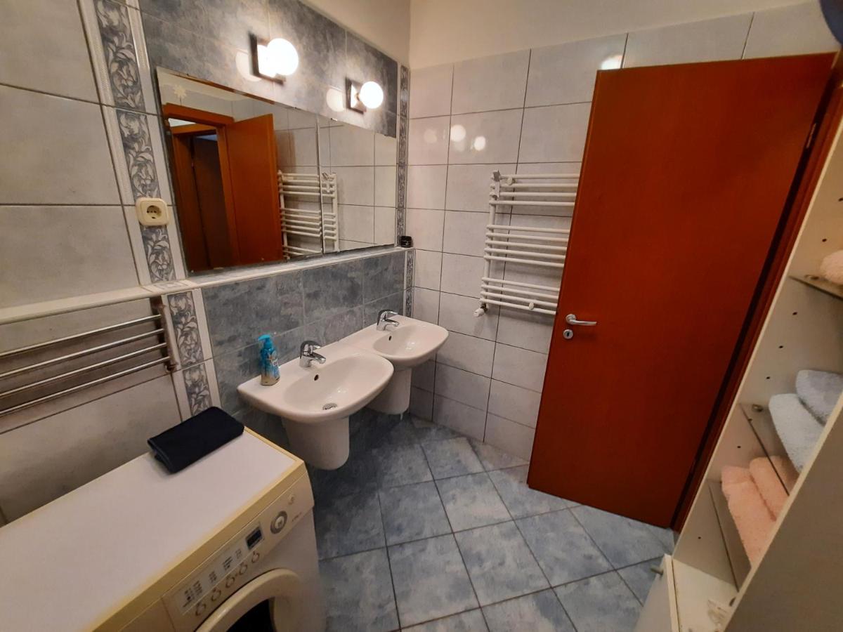 Sunny Apartman Siofok Exterior photo