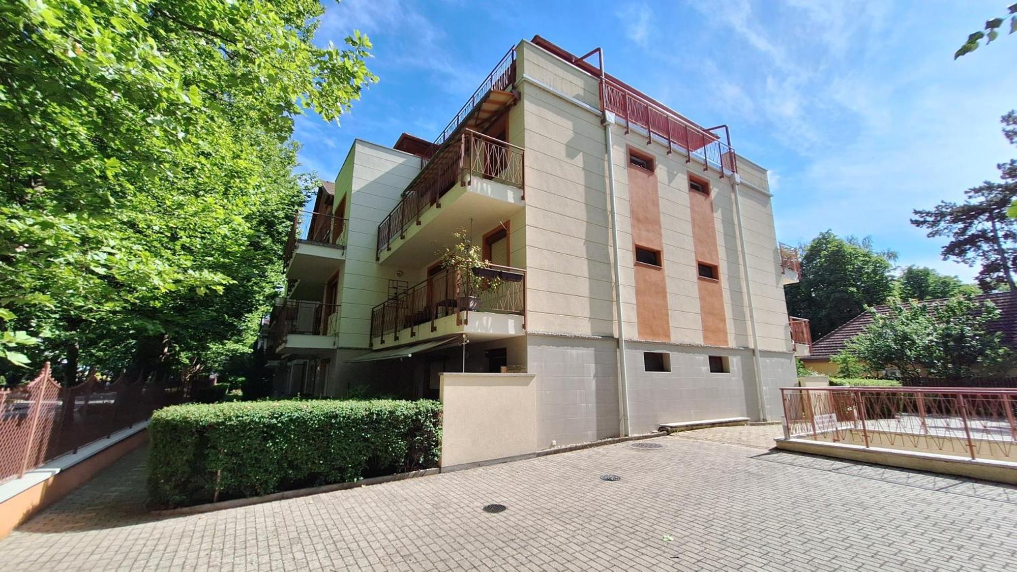 Sunny Apartman Siofok Exterior photo