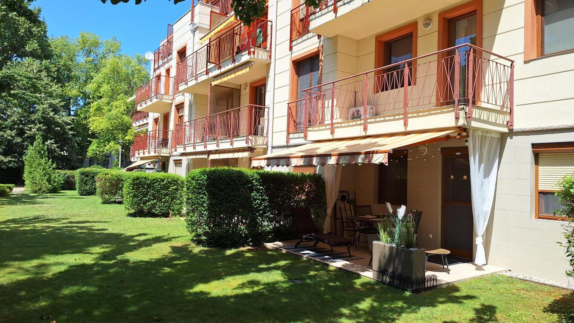 Sunny Apartman Siofok Exterior photo
